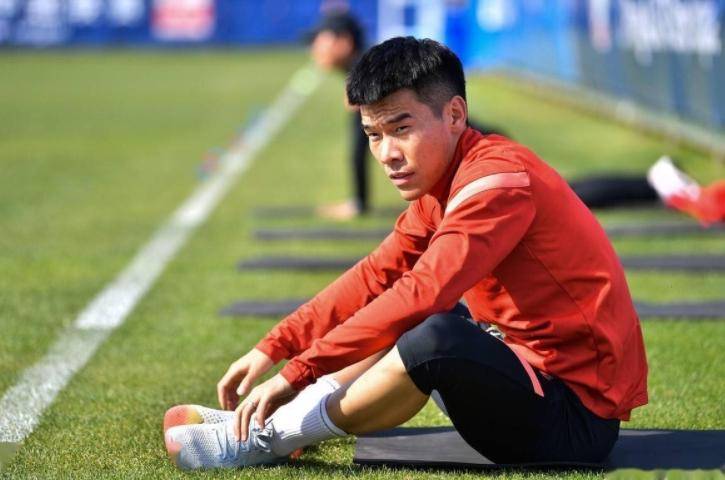 一竞技官网-离谱！北京首钢完成体检备战欧冠赛后武汉三镇调整名单以备欧超杯，窗口期浙江队防线松动的简单介绍